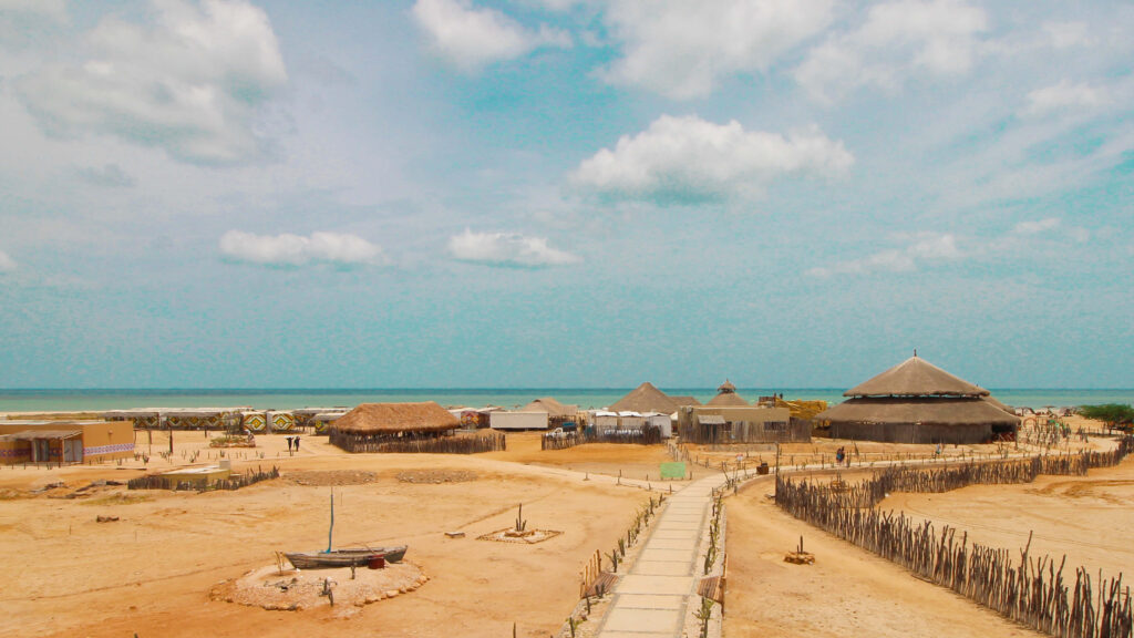 Hotel Wayira Beach en la Guajira la cual puedes disfrutar con nuestros planes turísticos